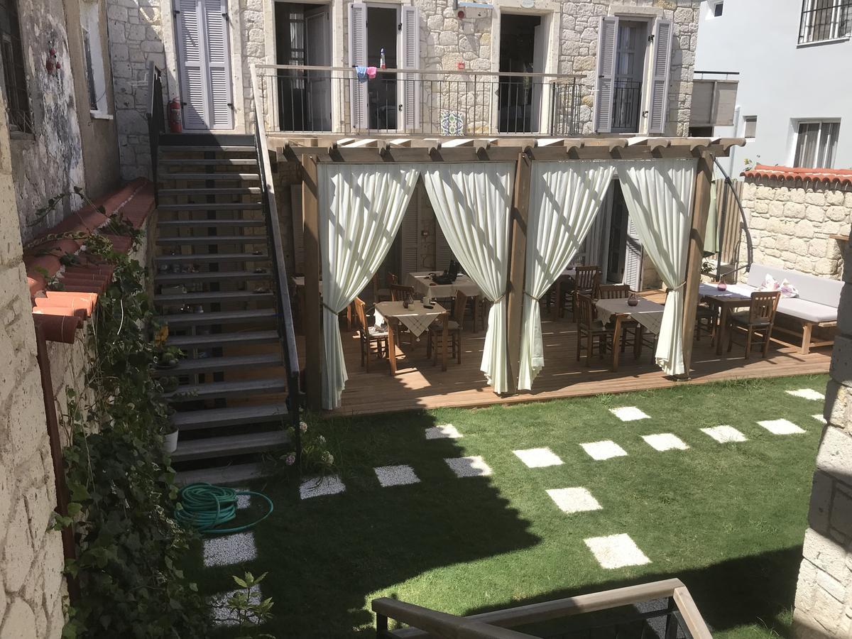 Cona Butik Otel Алачати Экстерьер фото