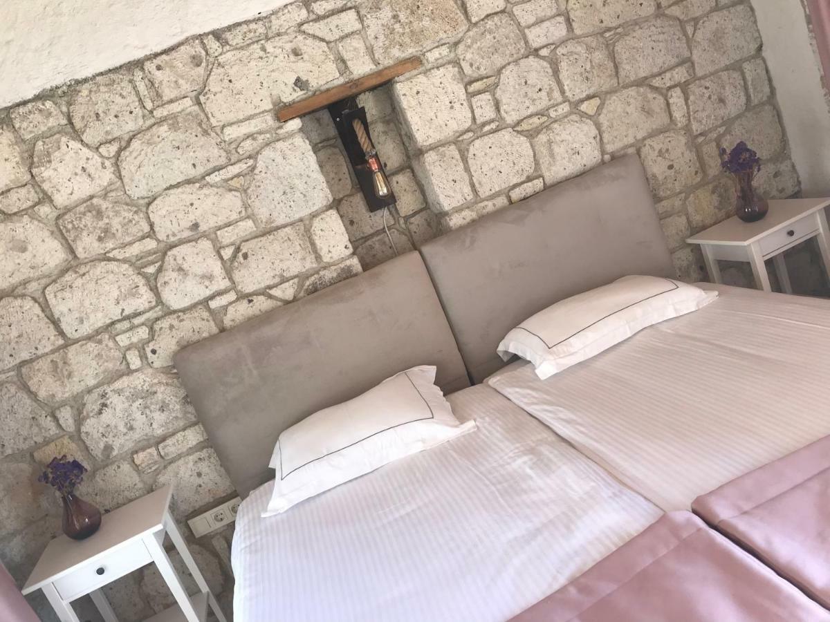 Cona Butik Otel Алачати Экстерьер фото