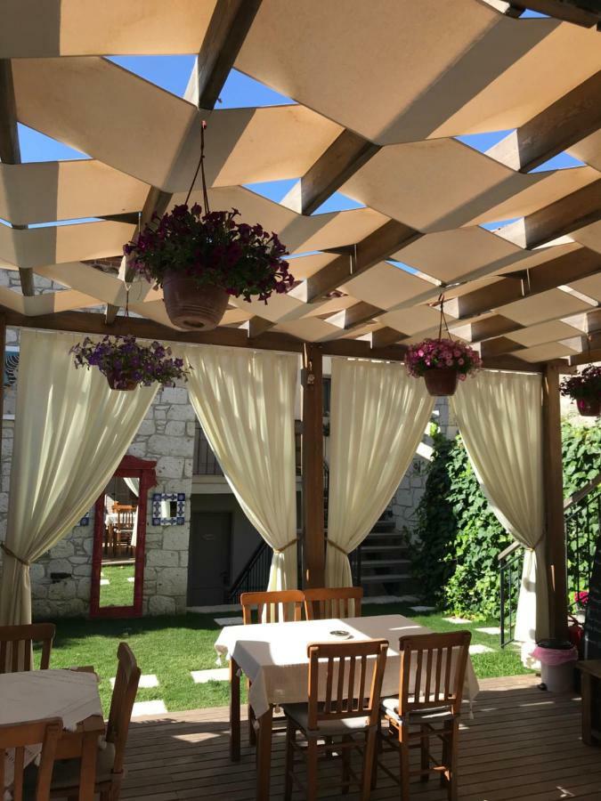 Cona Butik Otel Алачати Экстерьер фото